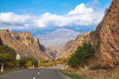 Дорога в Армении