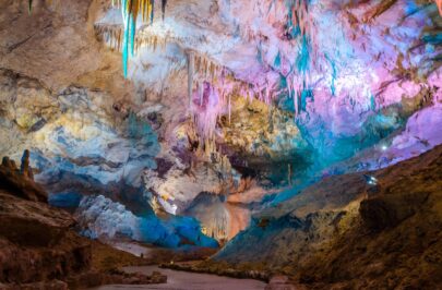 Пещера Прометея или Кумистави в Грузии