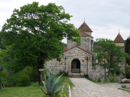 Церква Моцамета поруч з Кутаїсі