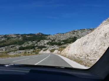 Дорога в Черногории