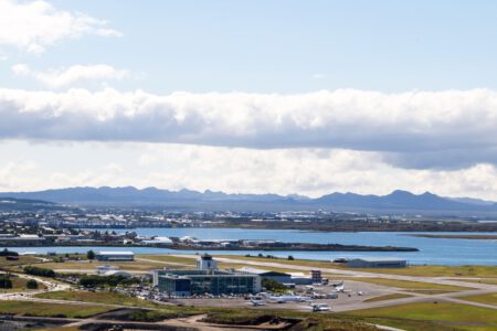 Аэропорт Кефлавик в Исландии
