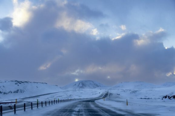 Аренда авто в Исландии зимой дороги