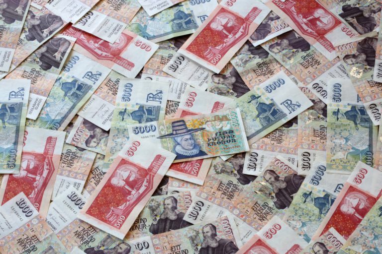 Валюта Исландии как выглядят деньги