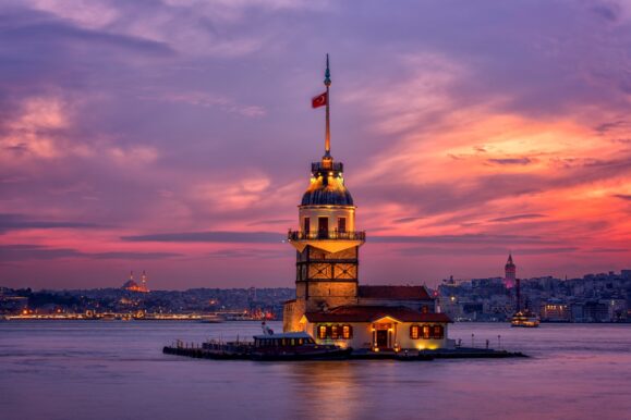 Девичья башня в Турции