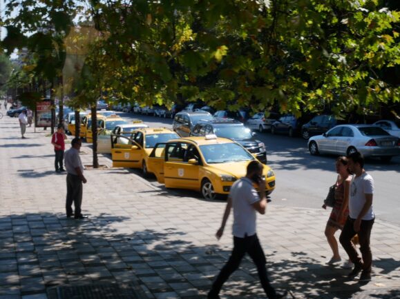 Taxi in Tirana