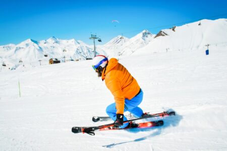 Катание на лыжах в Гудаури фото